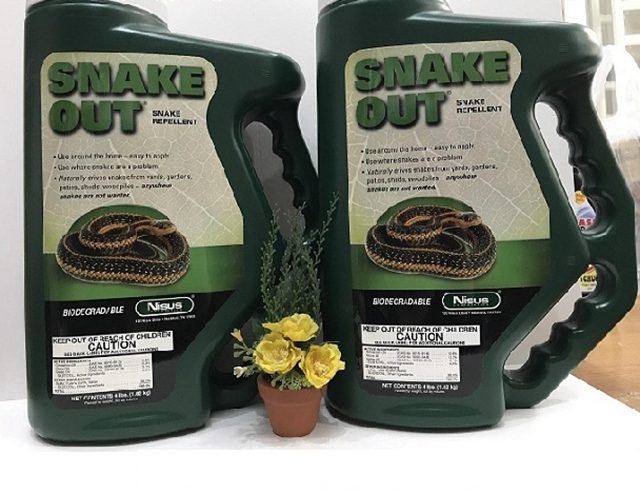 Thuốc đuổi rắn Snake Out 1