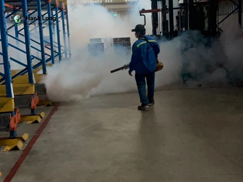 phun tồn lưu và phun ULV phun tồn lưu và phun ULV